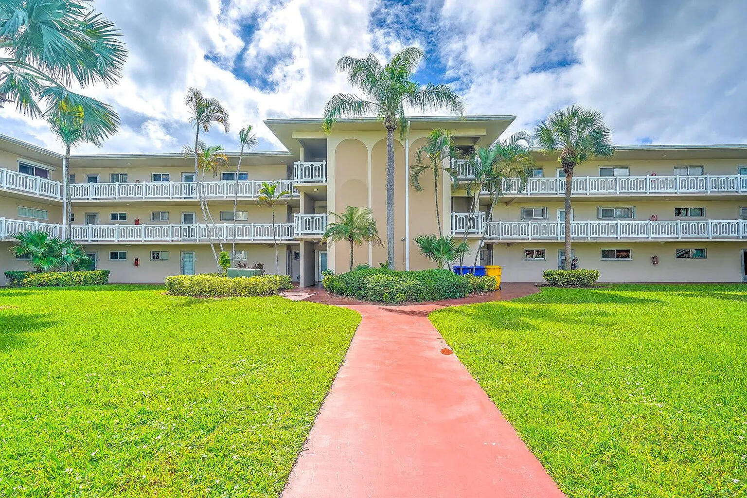 2606 Garden Drive 304, Lake Worth Beach, FL 33461, Lake Worth Beach