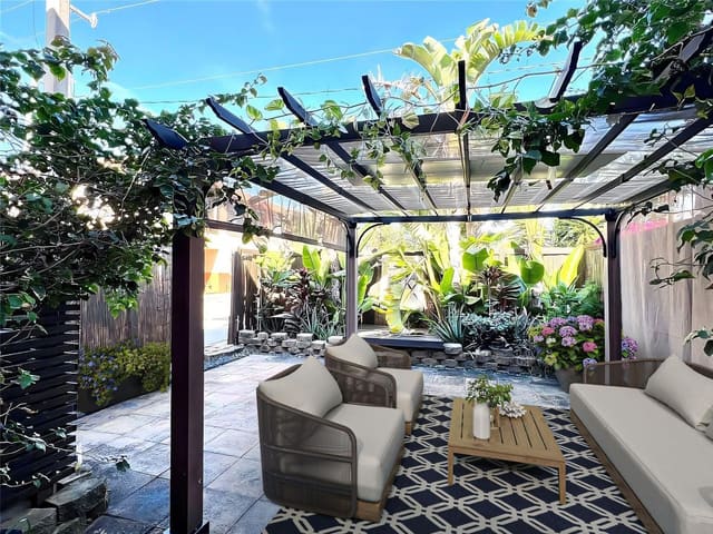 2314 Johnson Street 23d, sold in Hollywood Place, Hollywood, FL