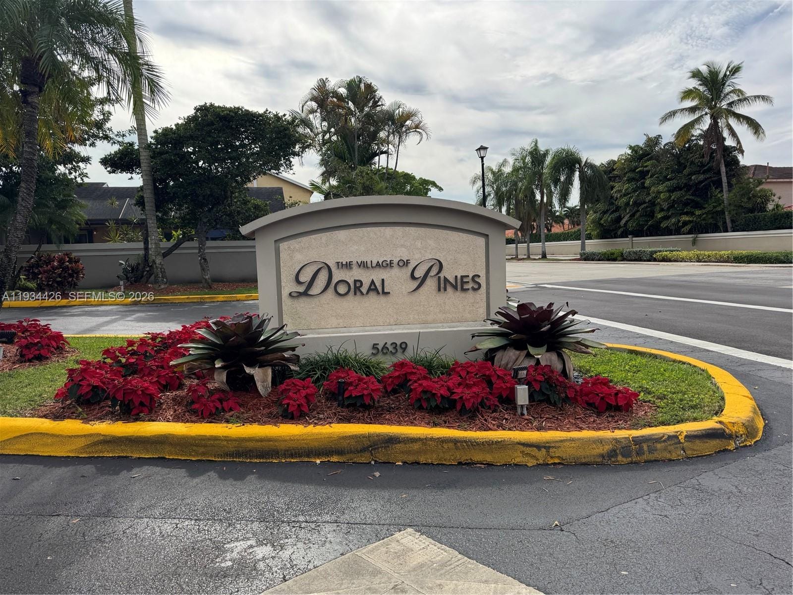 5763 NW 97th Court, Doral, FL 33178 photo 2