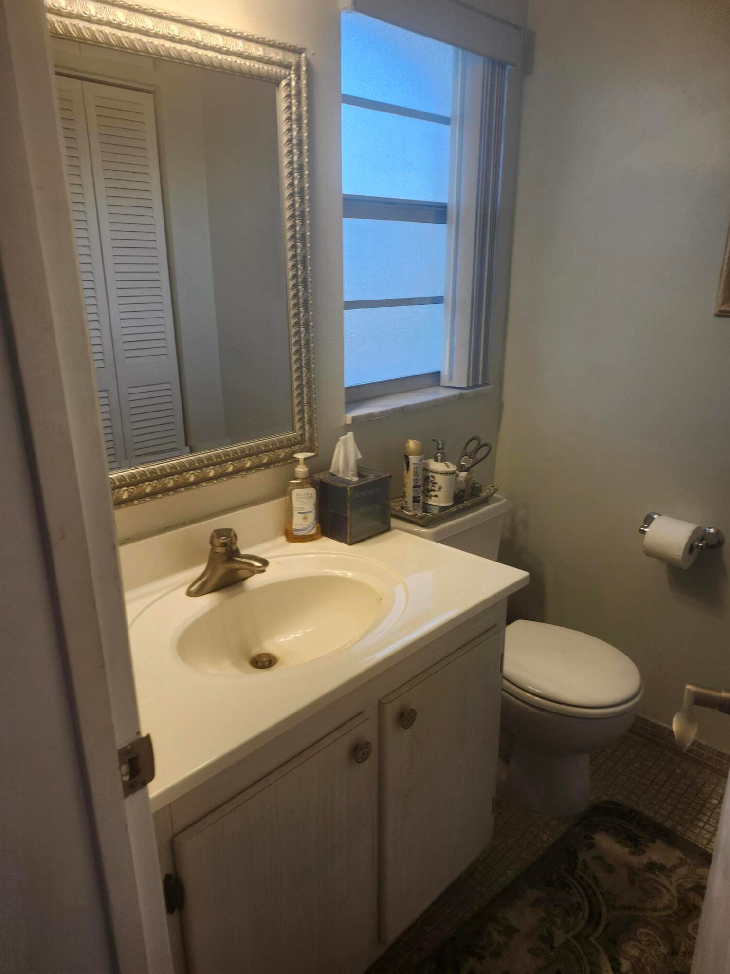 300 NE 26th Avenue 305 — photo 12