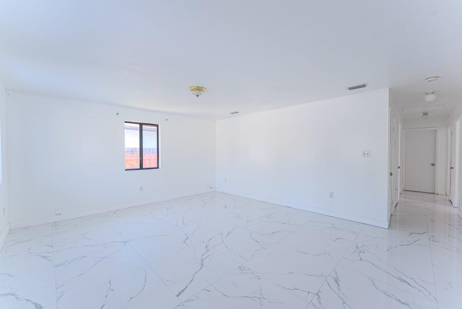 5738 Fletcher Street — photo 5