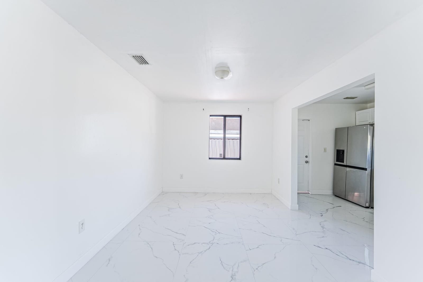 5738 Fletcher Street — photo 9