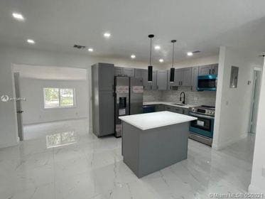 751 NW 18TH Street, Pompano Beach, FL 33060