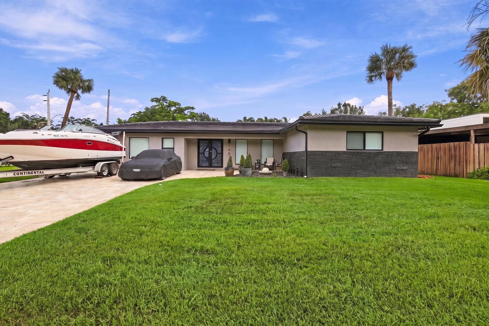 1451 SW 13th Court — photo 3