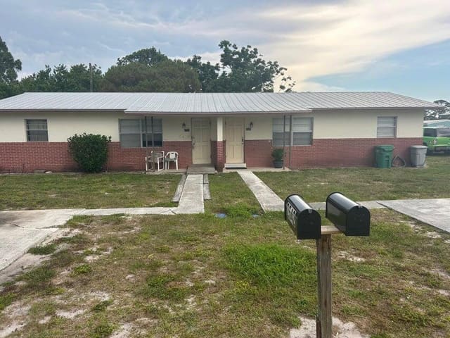 2602 Seneca Avenue, sold in San Lucie Plaza Subdivision Unit 1, Fort Pierce, FL