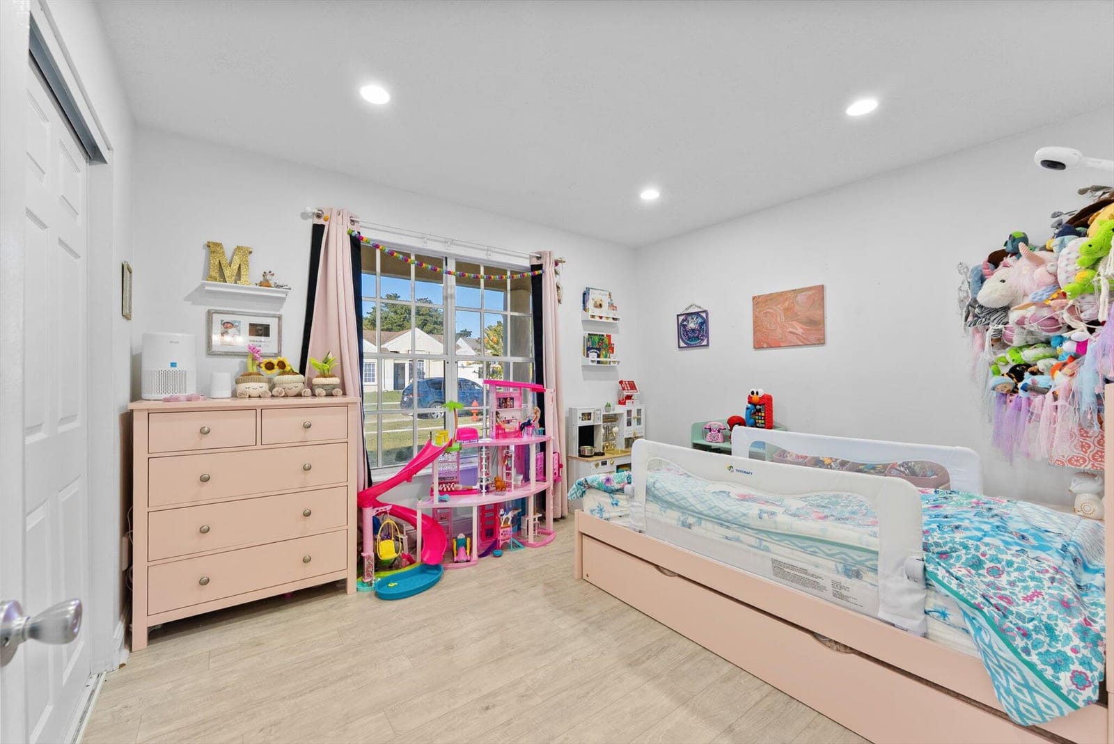 8414 Dynasty Drive — photo 11