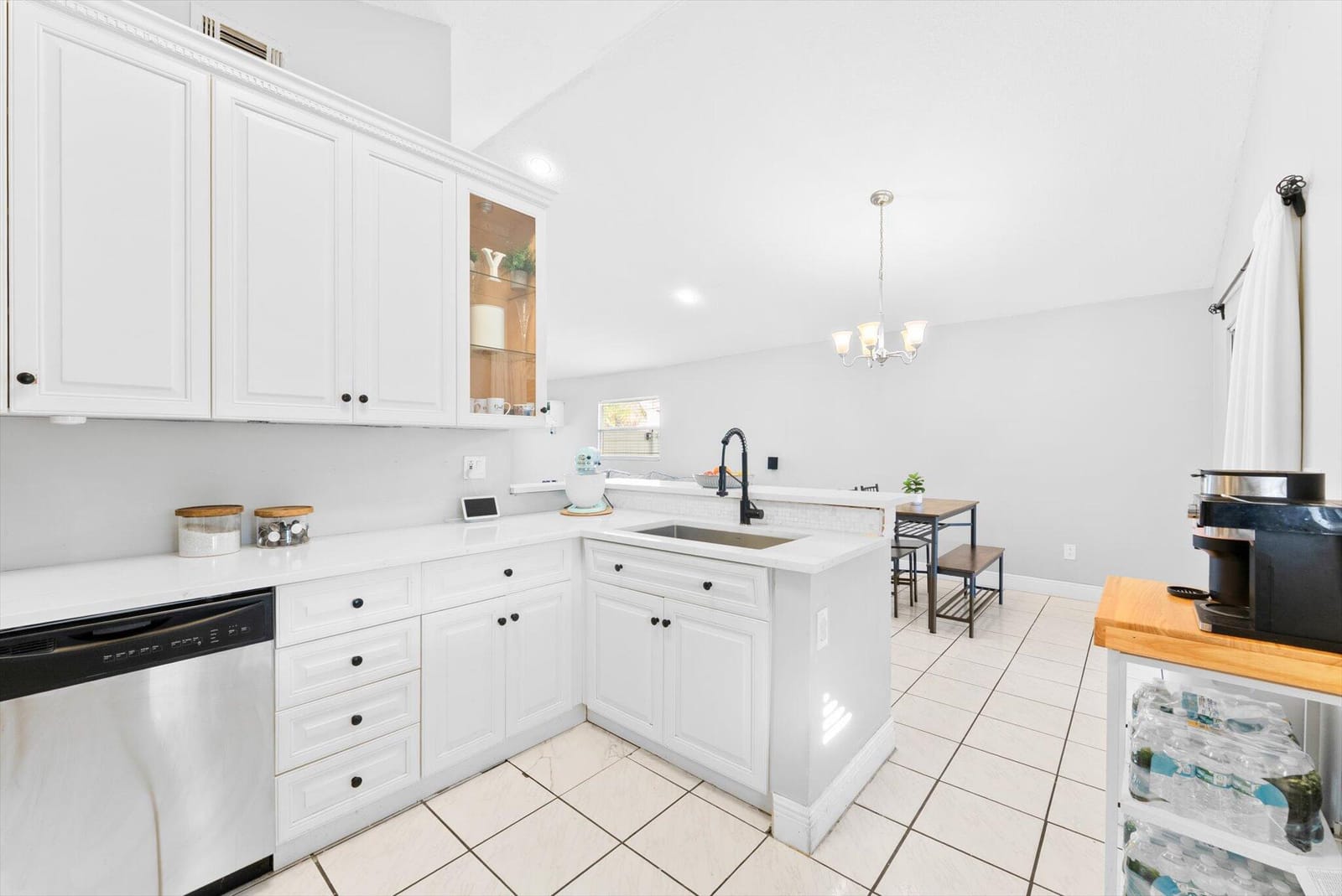 8414 Dynasty Drive — photo 10