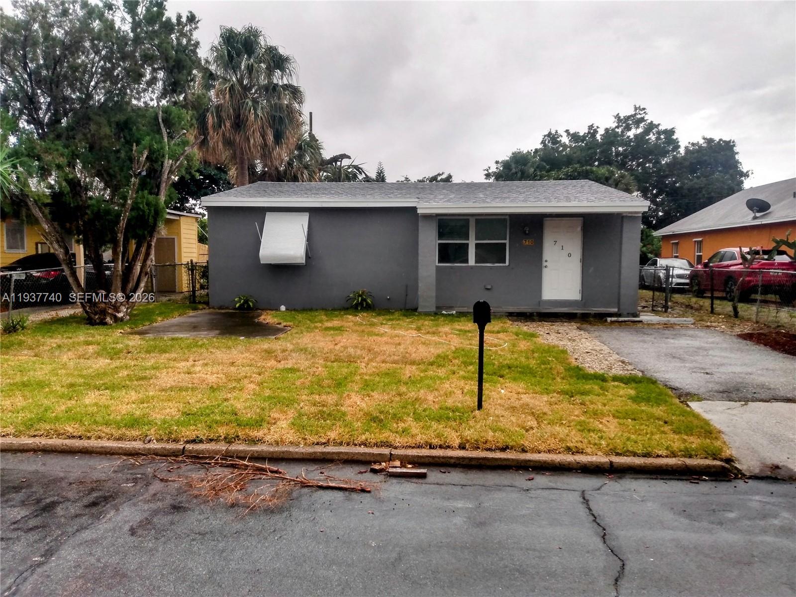 710 52nd Street, West Palm Beach, FL 33407, West Palm Beach