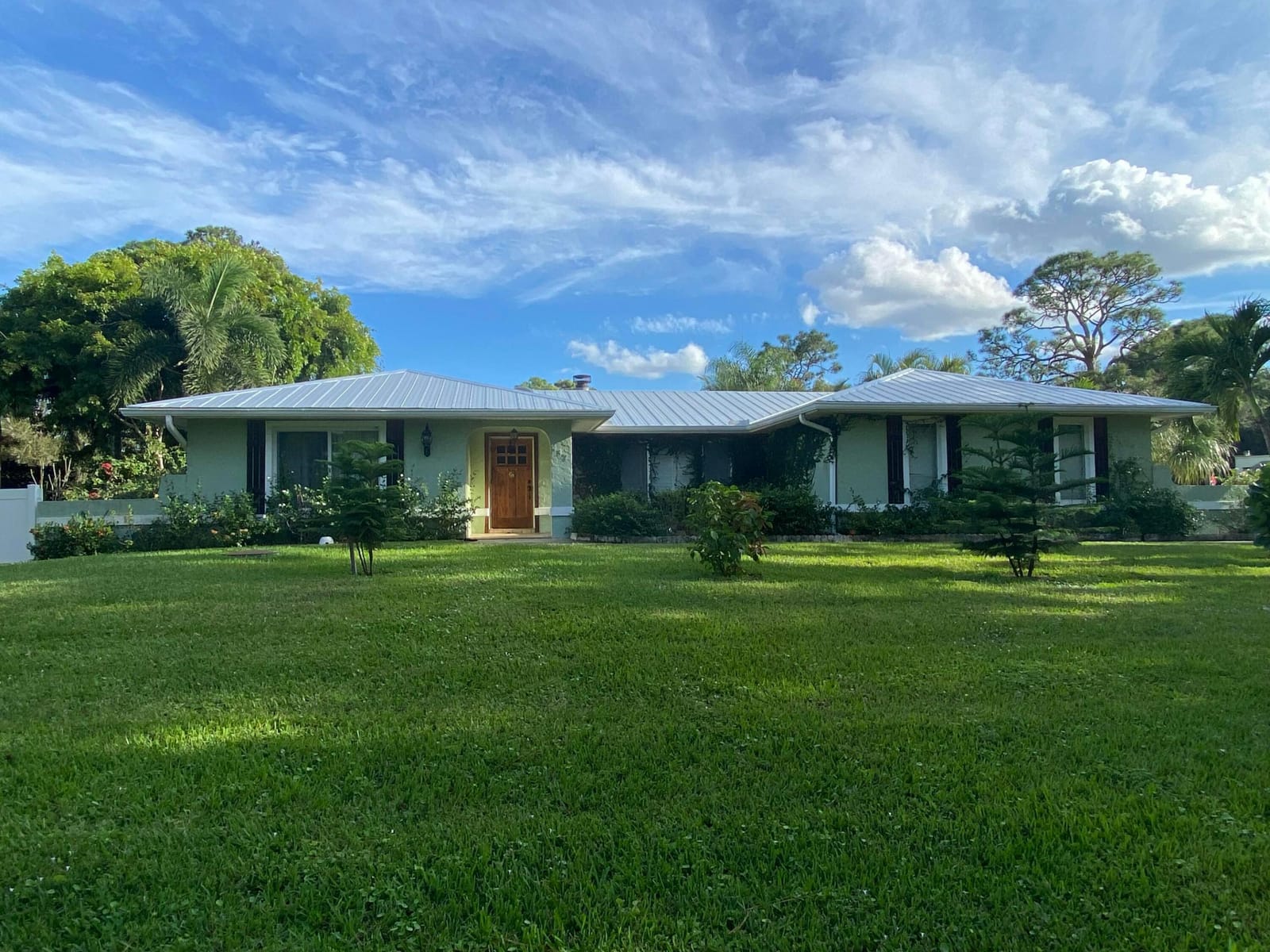 437 NE Bayberry Lane, Jensen Beach, FL 34957