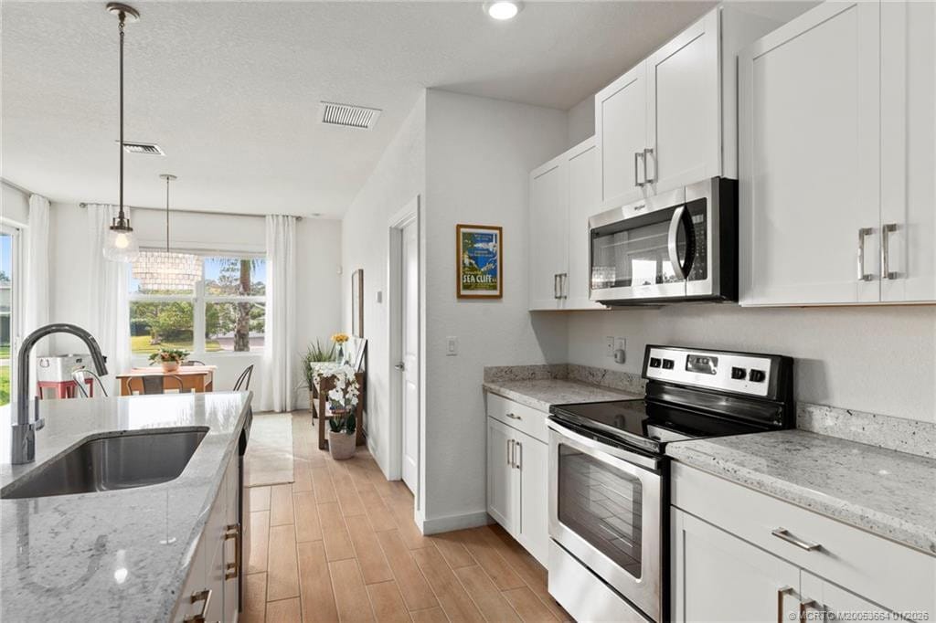 1610 NE Skyhigh Terrace, Jensen Beach, FL 34957 photo 13