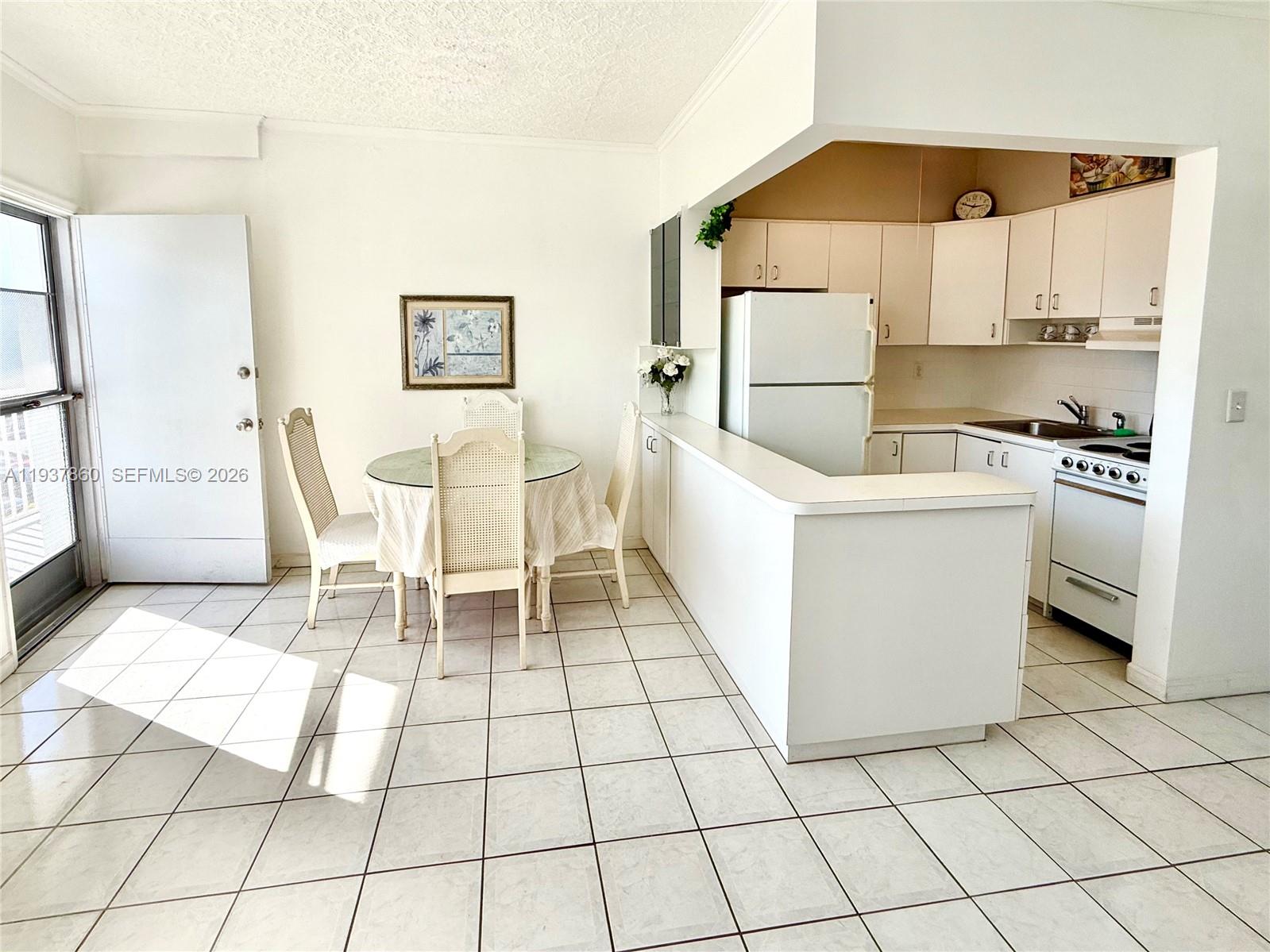 3177 S Ocean Drive 305, Hallandale Beach, FL 33009, Hallandale Beach