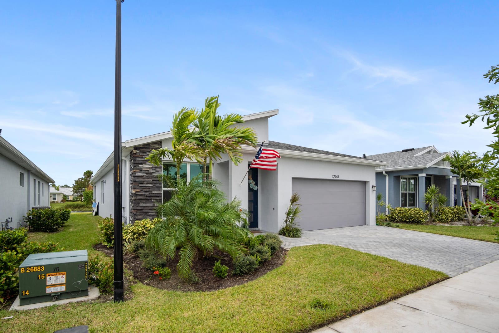 12744 SW Eleanor Drive — photo 3