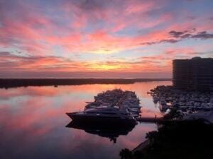120 Lakeshore Drive 735 — photo 4