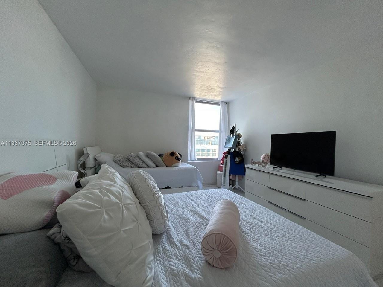2899 Collins Avenue 1717, Miami Beach, FL 33140 photo 12