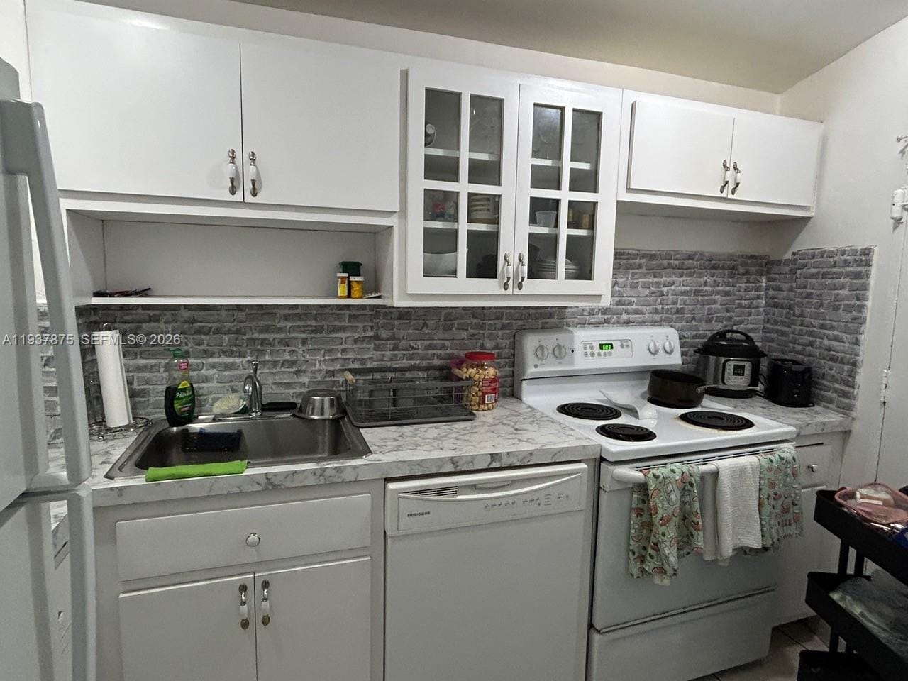 2899 Collins Avenue 1717, Miami Beach, FL 33140 photo 17