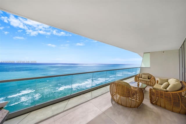 18501 Collins Avenue 2502, Turnberry Ocean Club, Sunny Isles Beach, FL