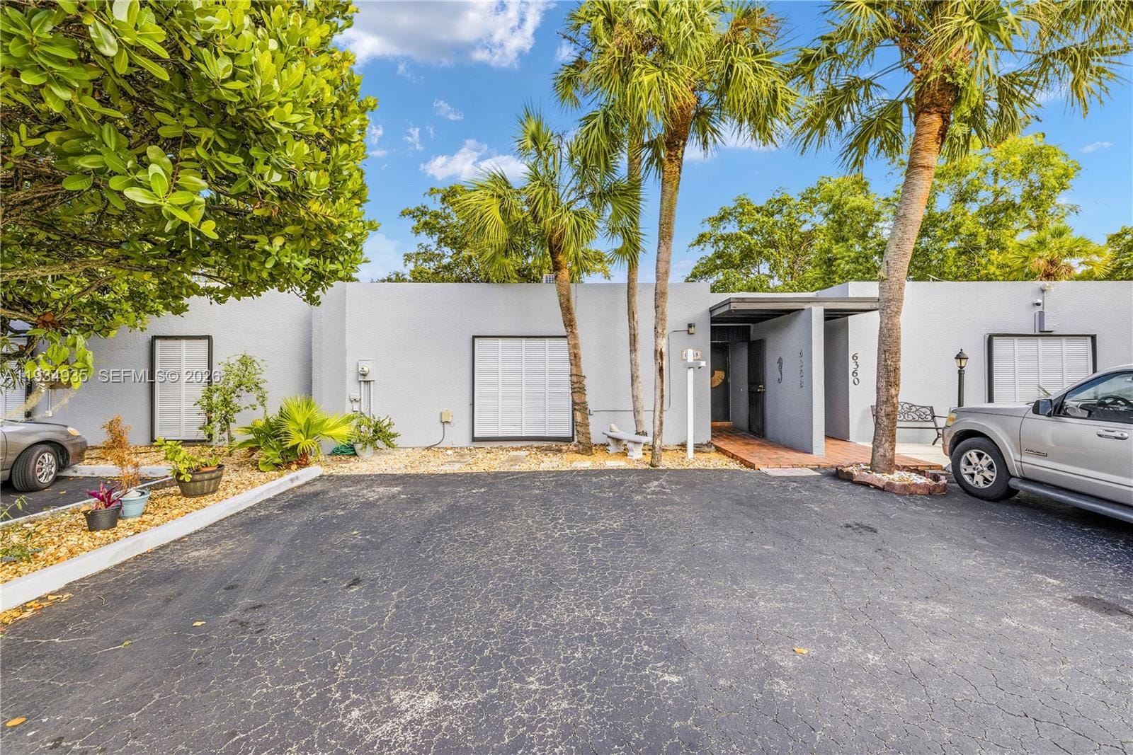 6358 Milk Wagon Lane — photo 2