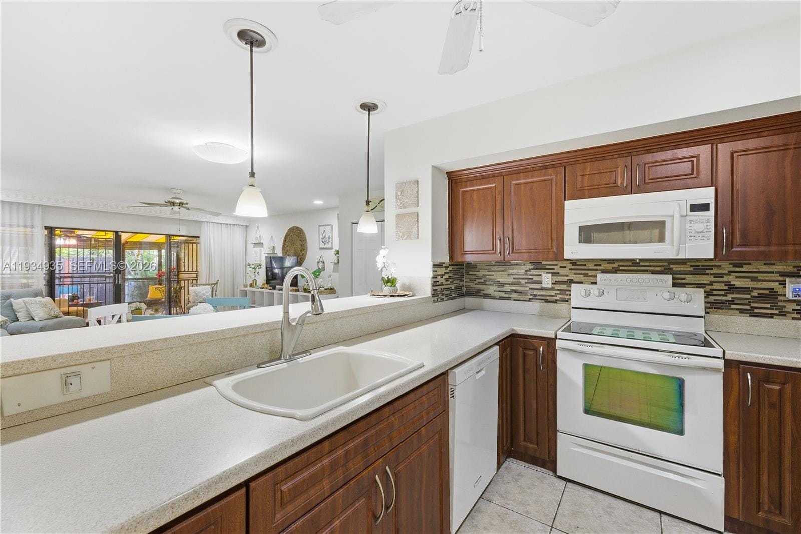 6358 Milk Wagon Lane, Miami Lakes, FL 33014 photo 14