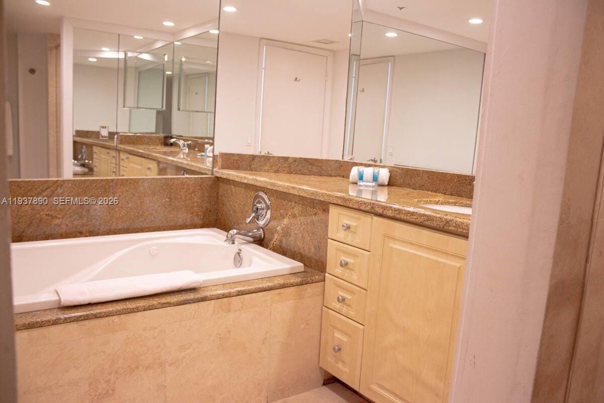 1717 N Bayshore Drive B-4141, Miami, FL 33132 photo 21