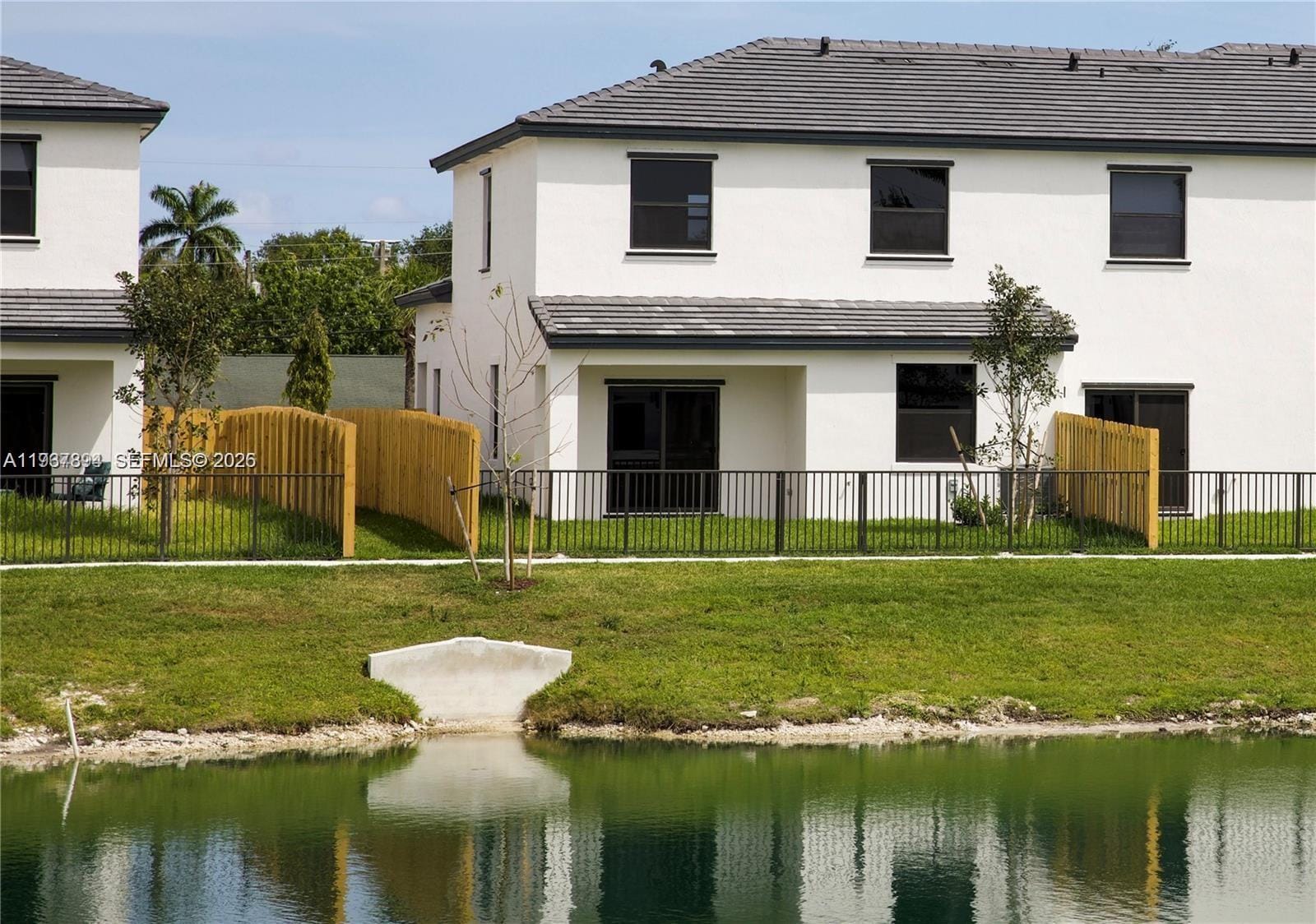 5001 Peacock Way 5001, Dania Beach, FL 33312 photo 2