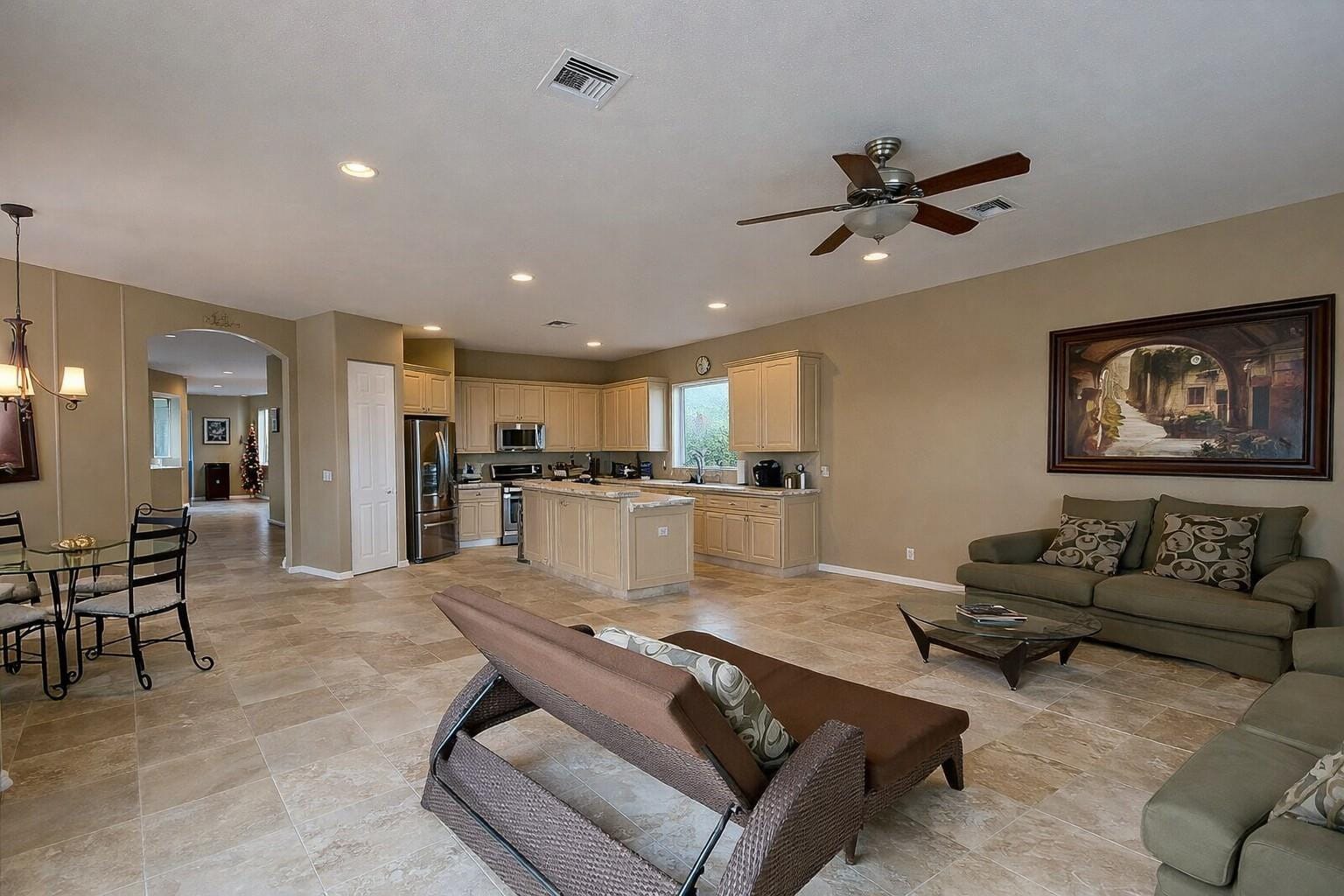 1381 Beacon Circle — photo 7