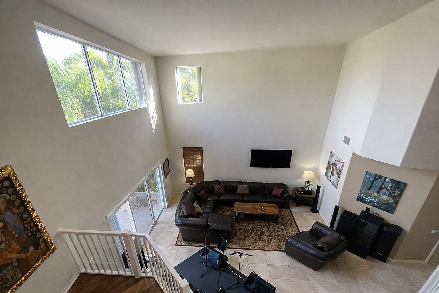 1381 Beacon Circle — photo 8