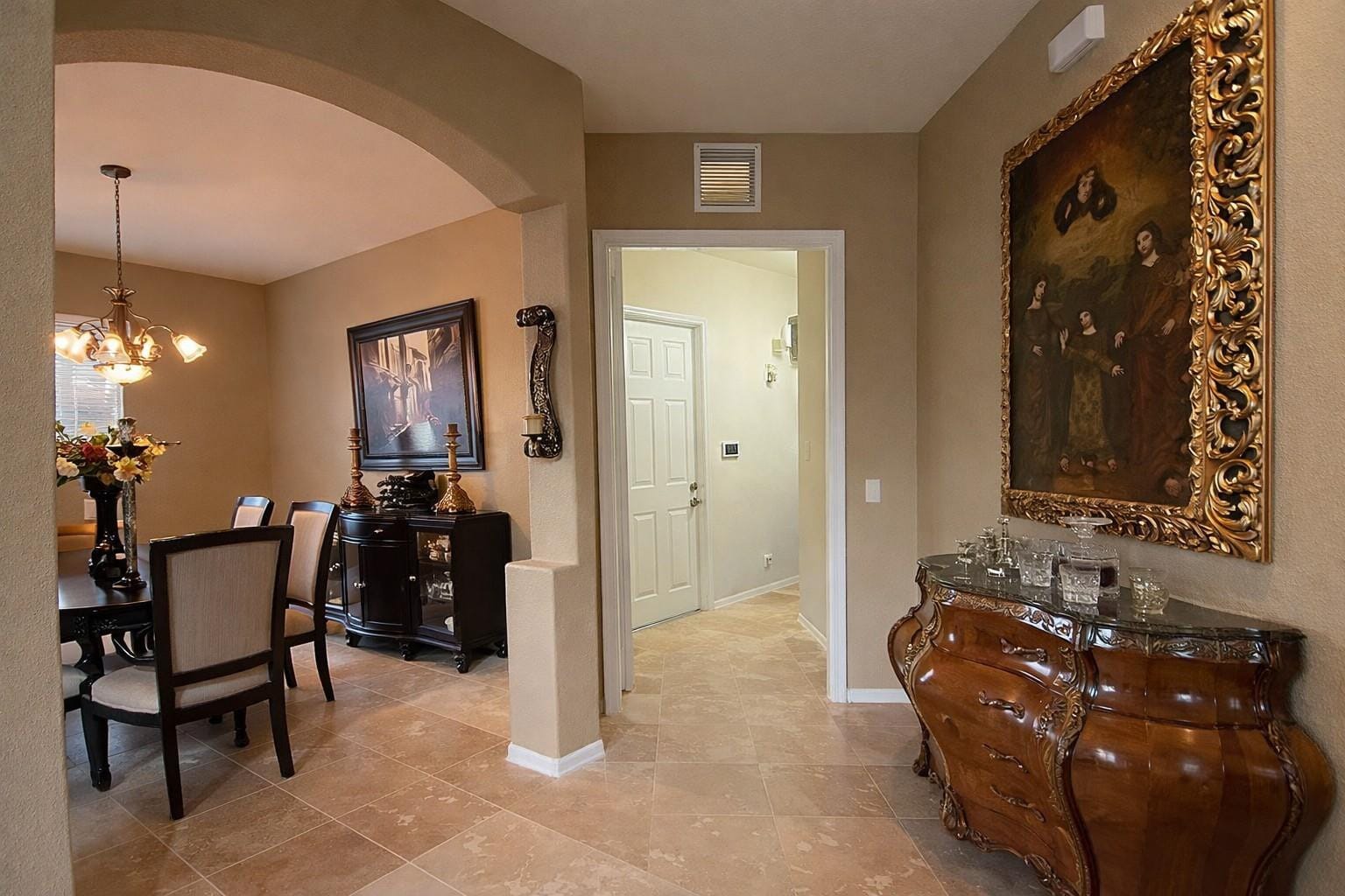 1381 Beacon Circle — photo 9