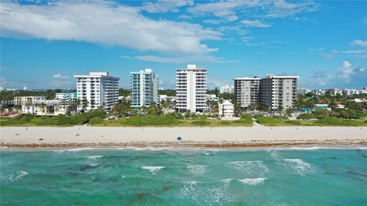 9225 Collins Avenue 307, Surfside, FL 33154 photo 2