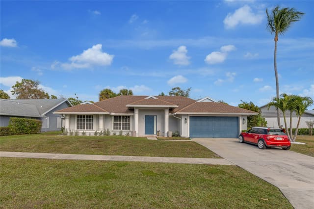 14429 Horseshoe Trace, sold in Sugar Pond Manor Wellingt, Wellington, FL