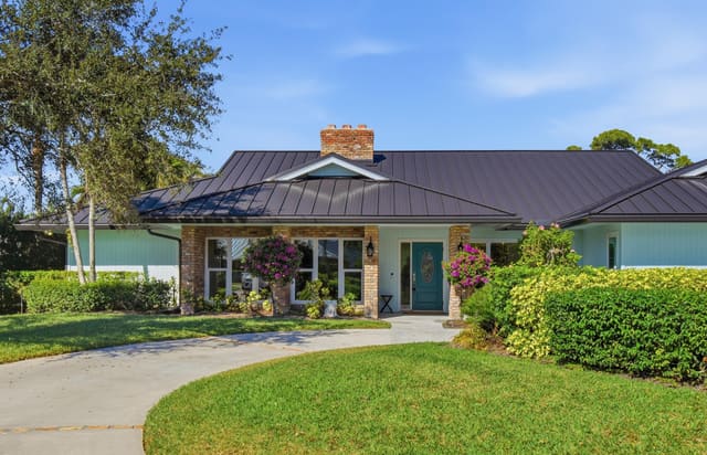 5201 SE Burning Tree Circle, sold in Mariner Sands, Stuart, FL