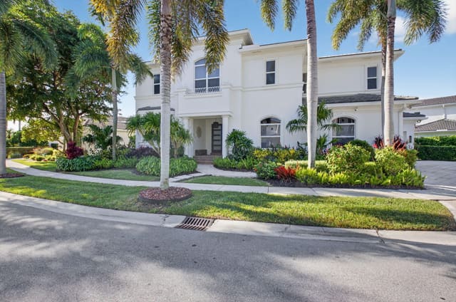 4170 NW Briarcliff Circle, sold in Briarcliff, Boca Raton, FL