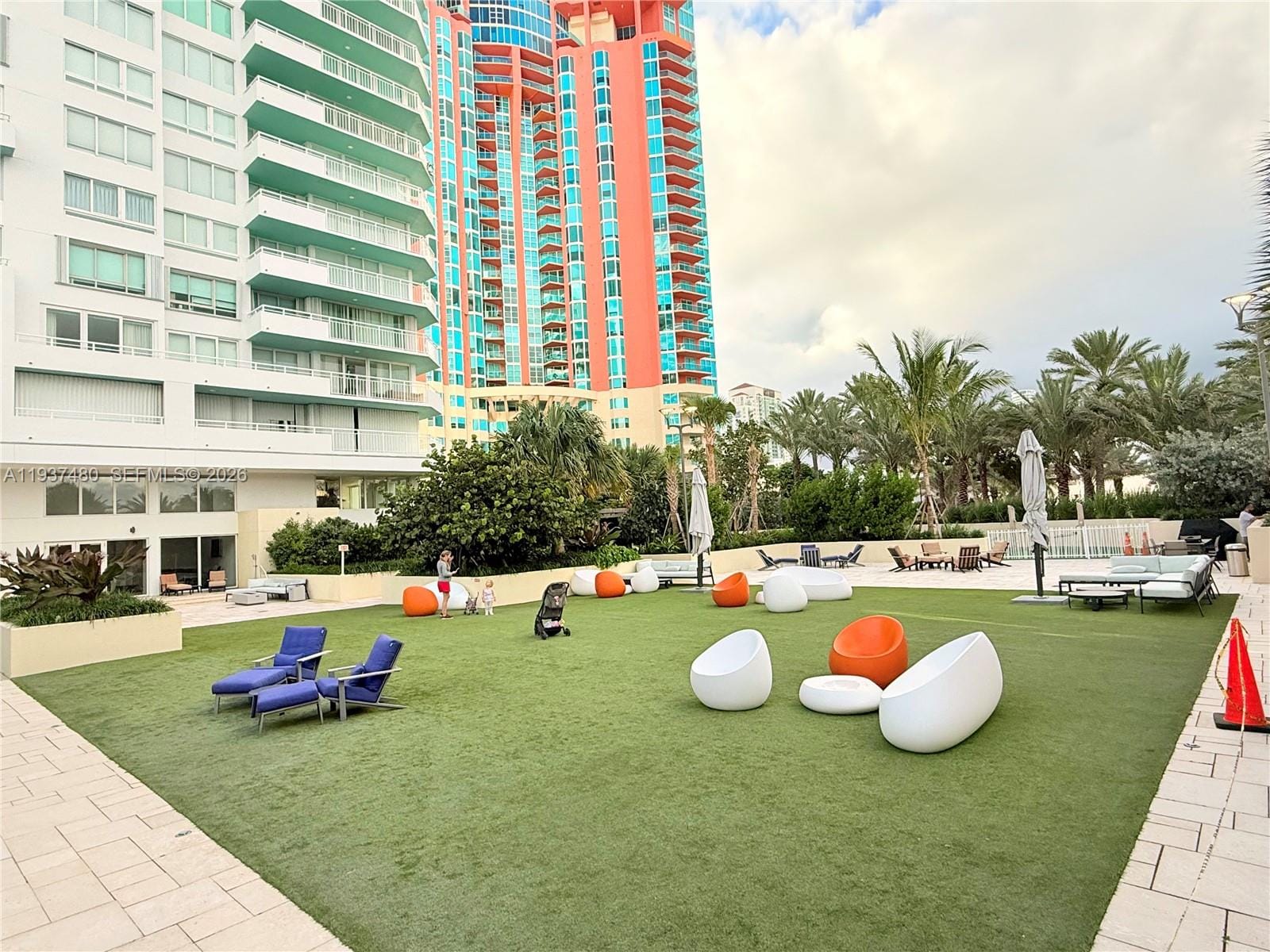 300 S Pointe Drive 1404, Miami Beach, FL 33139 photo 27