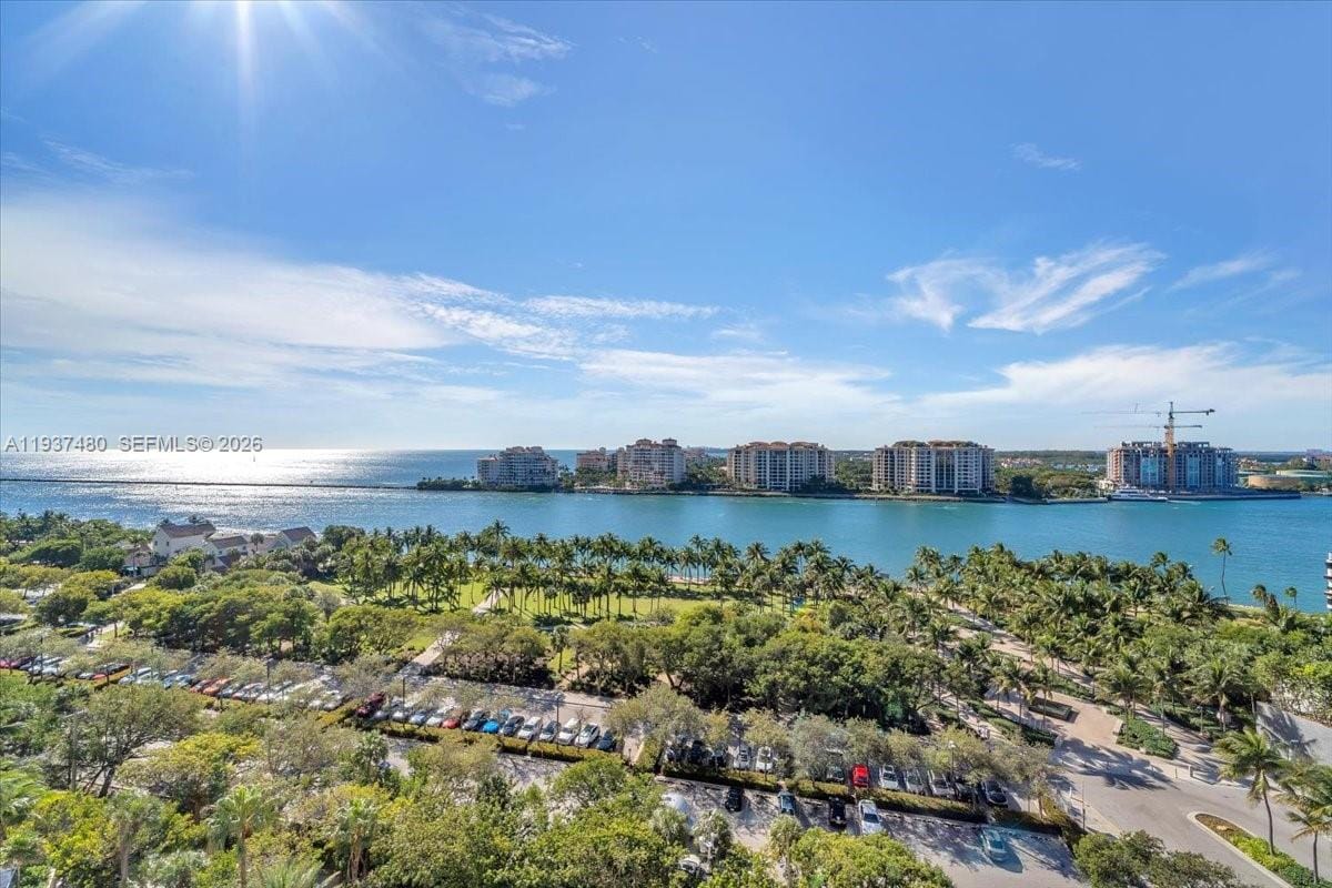 300 S Pointe Drive 1404, Miami Beach, FL 33139 photo 5