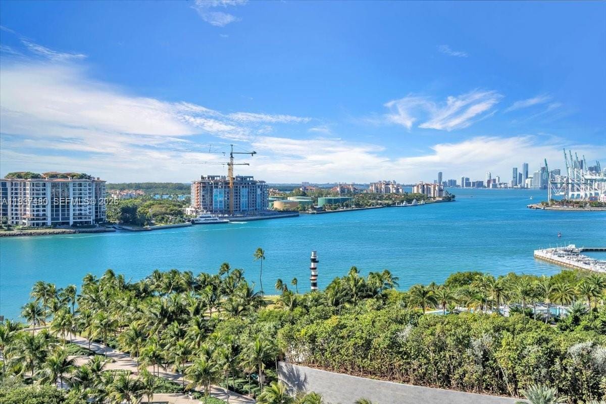300 S Pointe Drive 1404, Miami Beach, FL 33139 photo 6