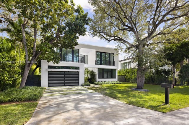 7721 SW 61st Avenue, sold in Pinecrest Villas, South Miami, FL