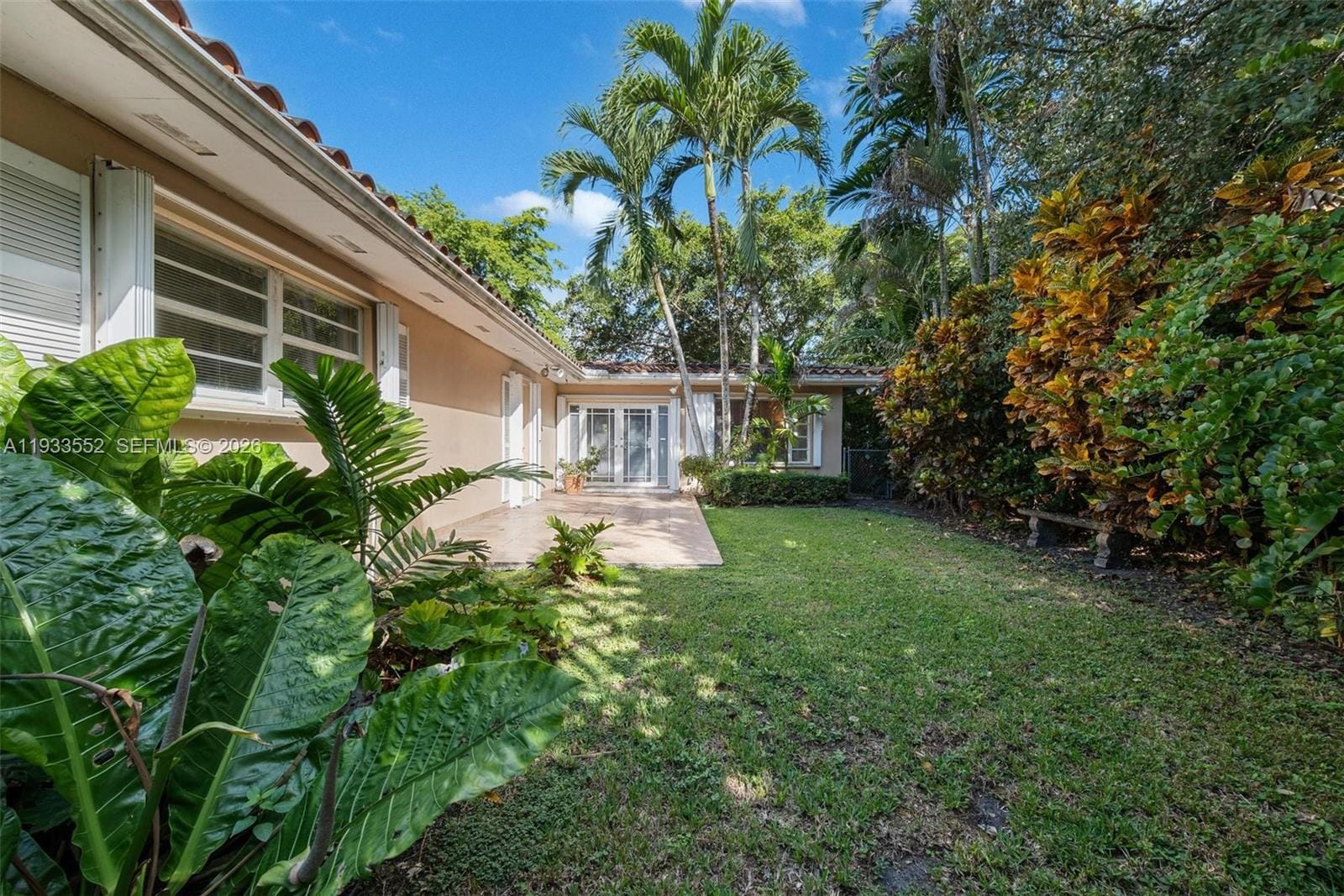 1530 Catalonia Avenue, Coral Gables, FL 33134 photo 3