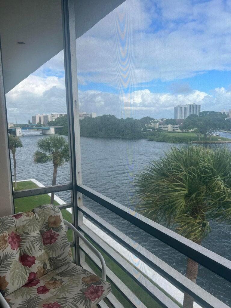 20 Yacht Club Drive 405, North Palm Beach, FL 33408 photo 24