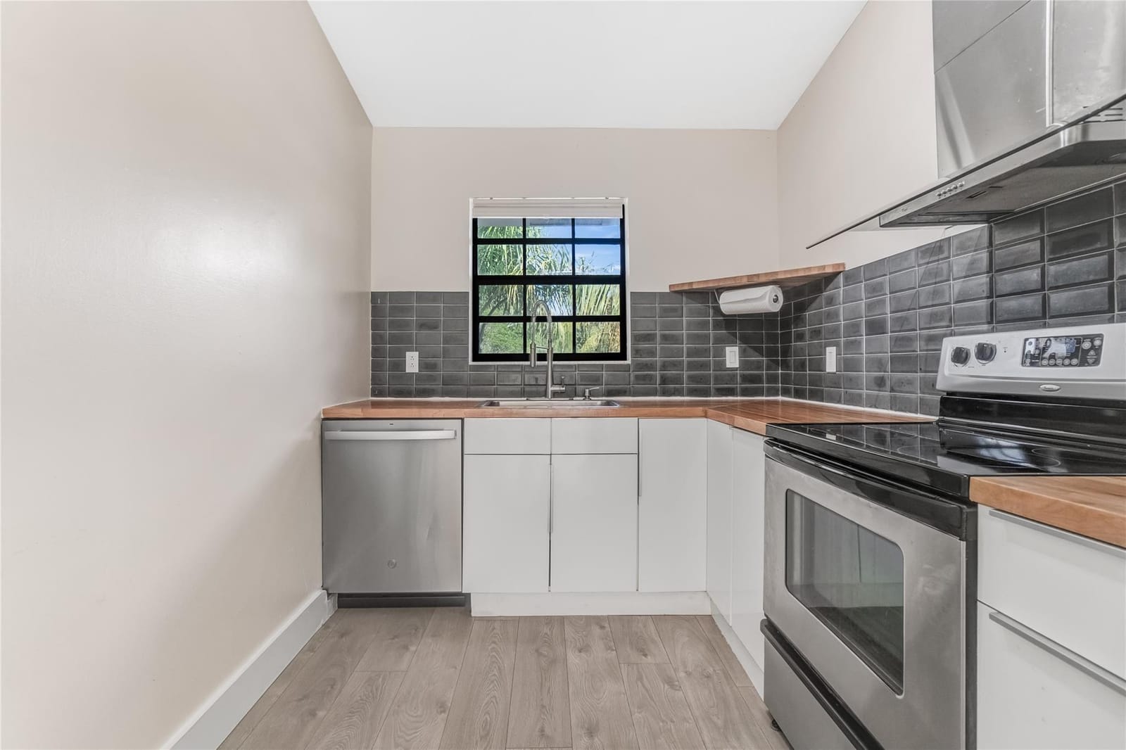 3000 Norwood Place N201, Boca Raton, FL 33431 photo 16