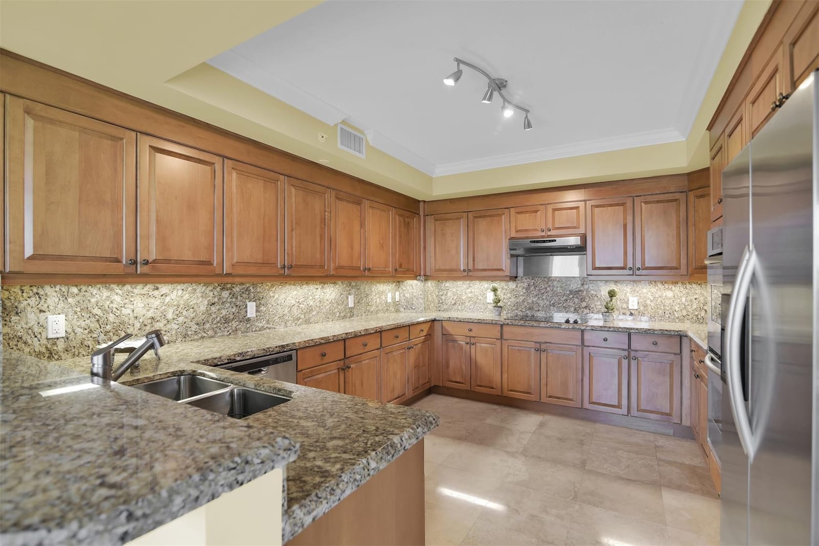 9 NE 20th Avenue 403, Deerfield Beach, FL 33441 photo 22