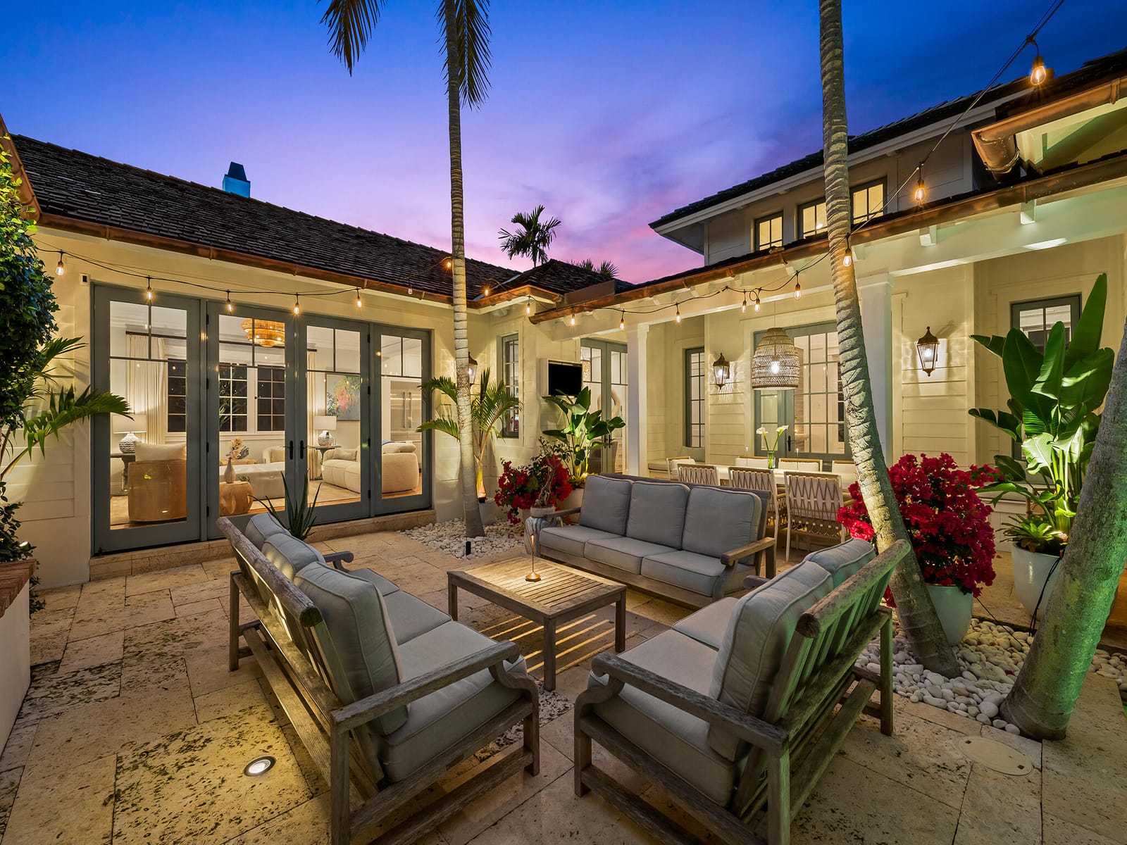1102 N Vista Del Mar Drive — photo 3