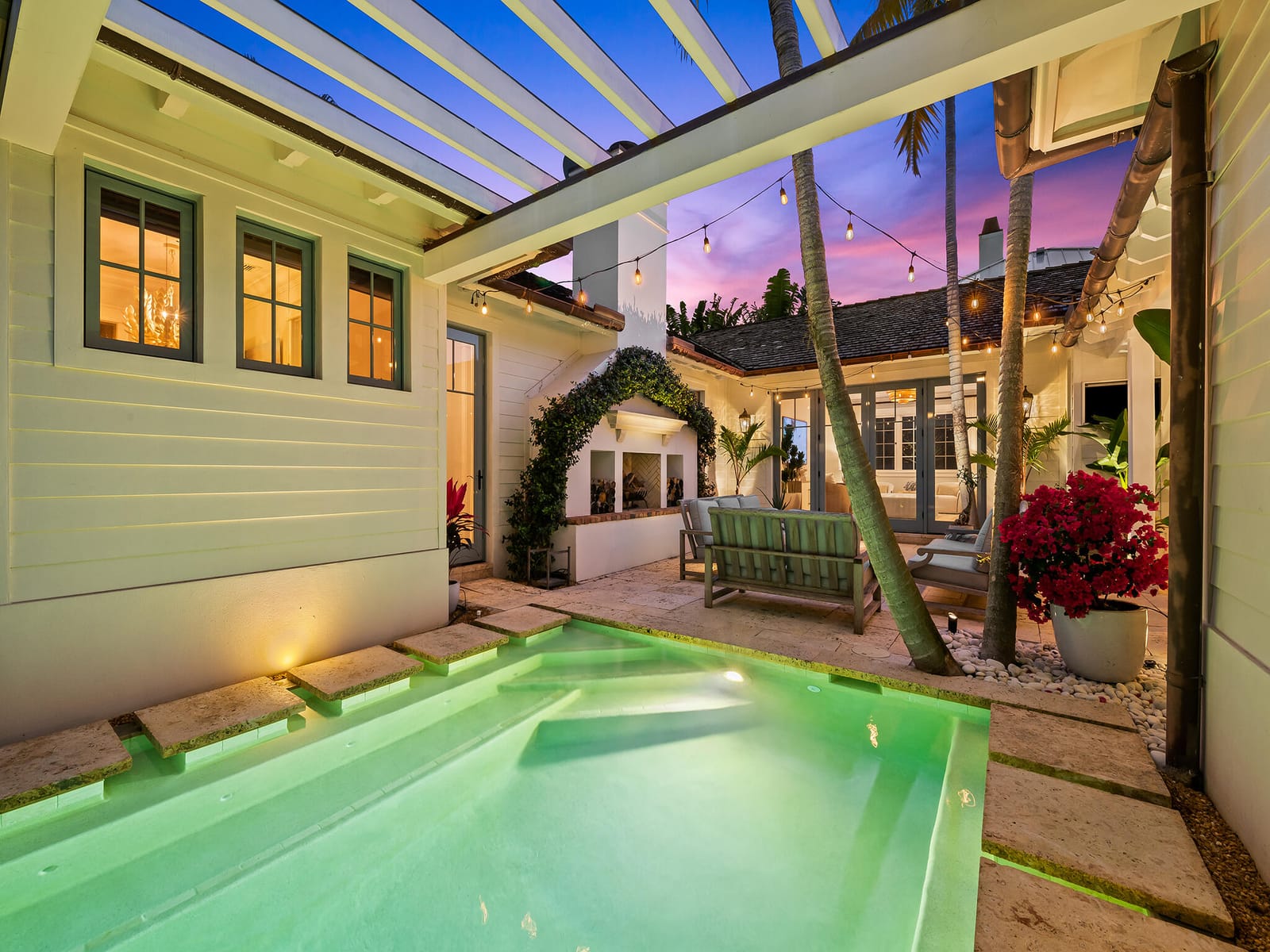 1102 N Vista Del Mar Drive — photo 5