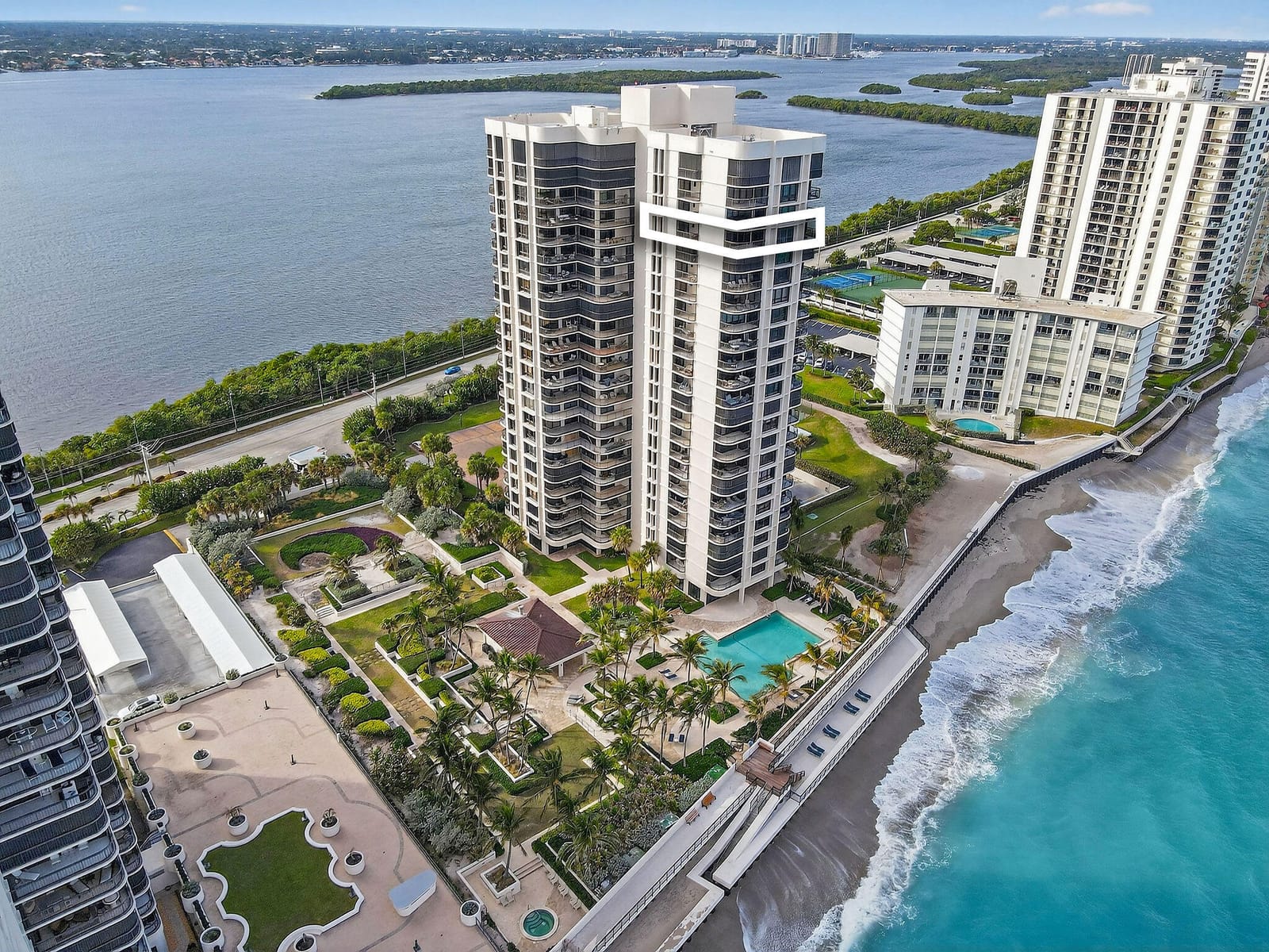 5380 N Ocean Drive 22i, Singer Island, FL 33404 photo 1