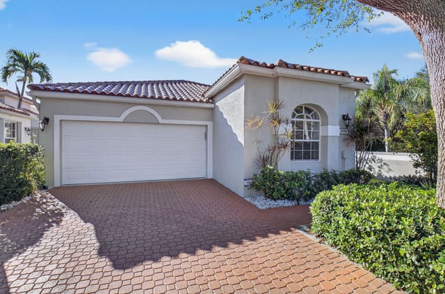 3958 Redondo Way, sold in Antigua Point, Boca Raton, FL