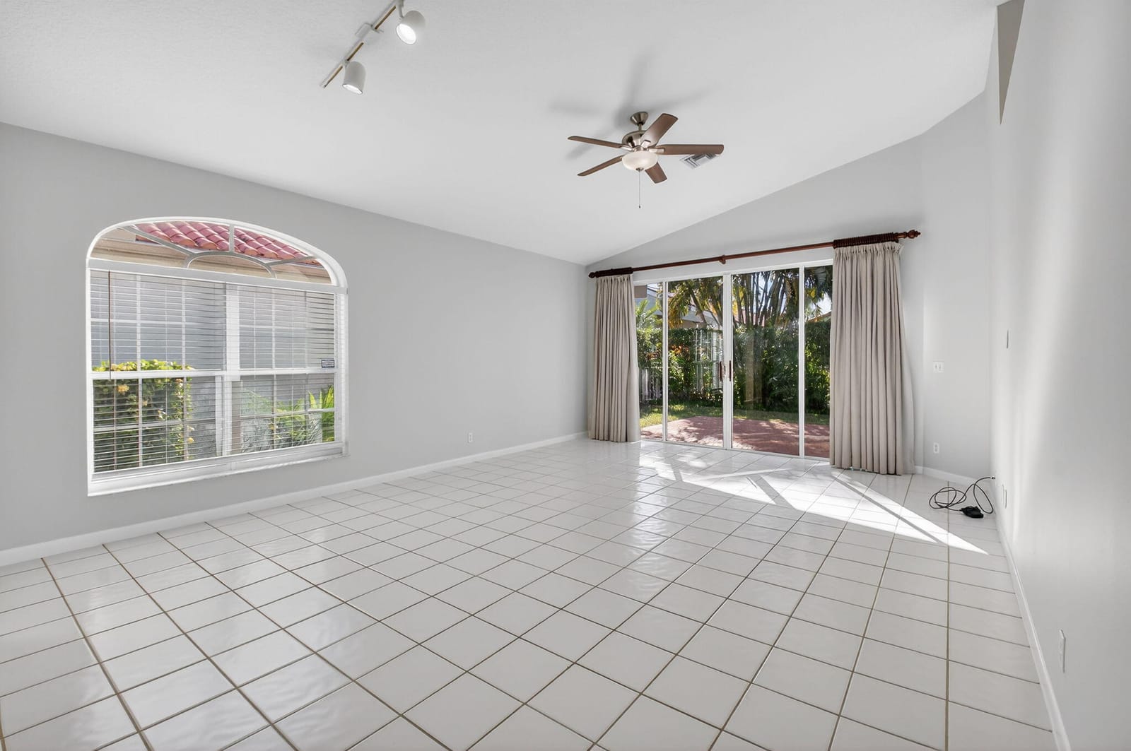 3958 Redondo Way, Boca Raton, FL 33487 photo 3
