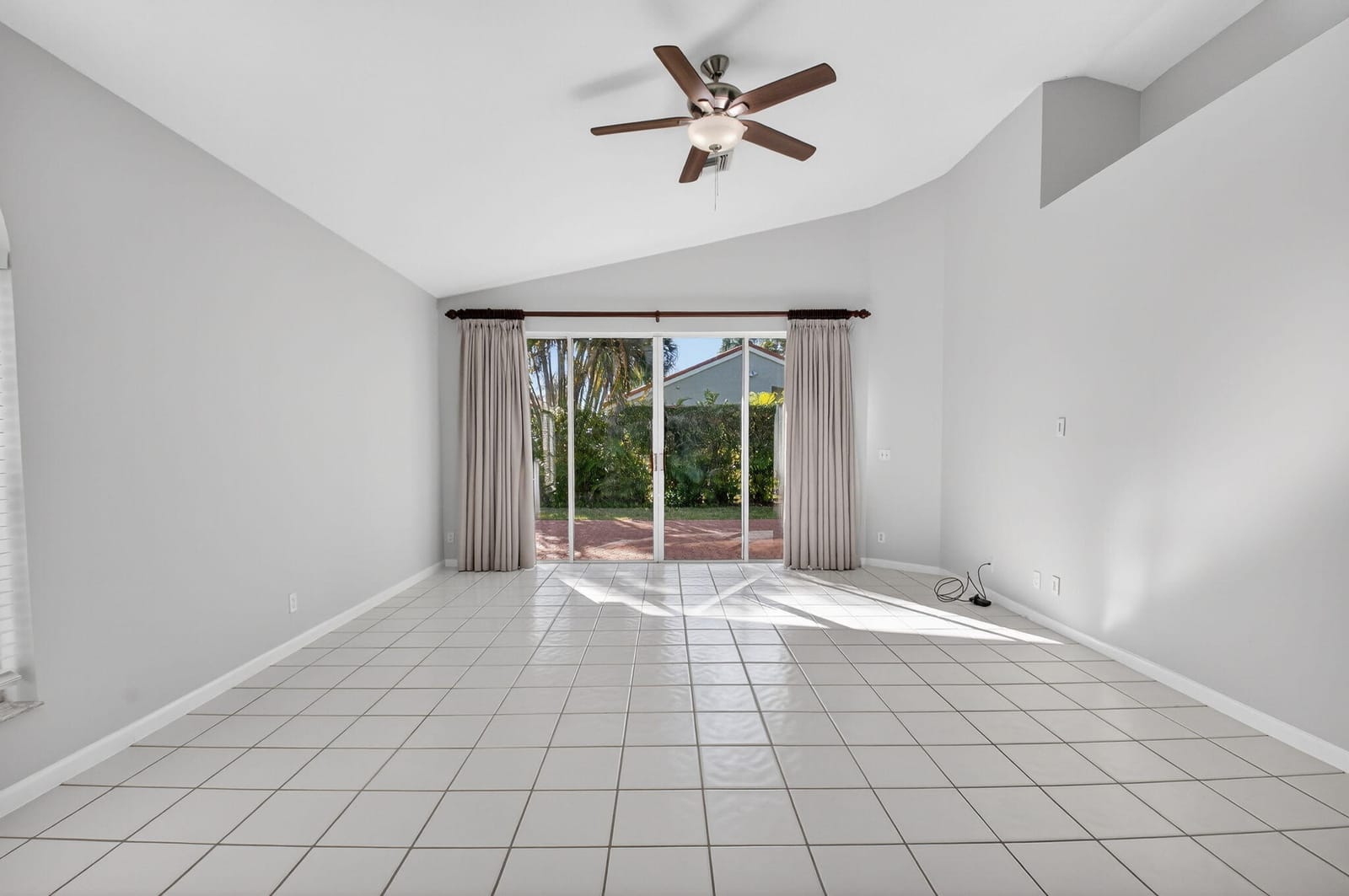 3958 Redondo Way, Boca Raton, FL 33487 photo 4