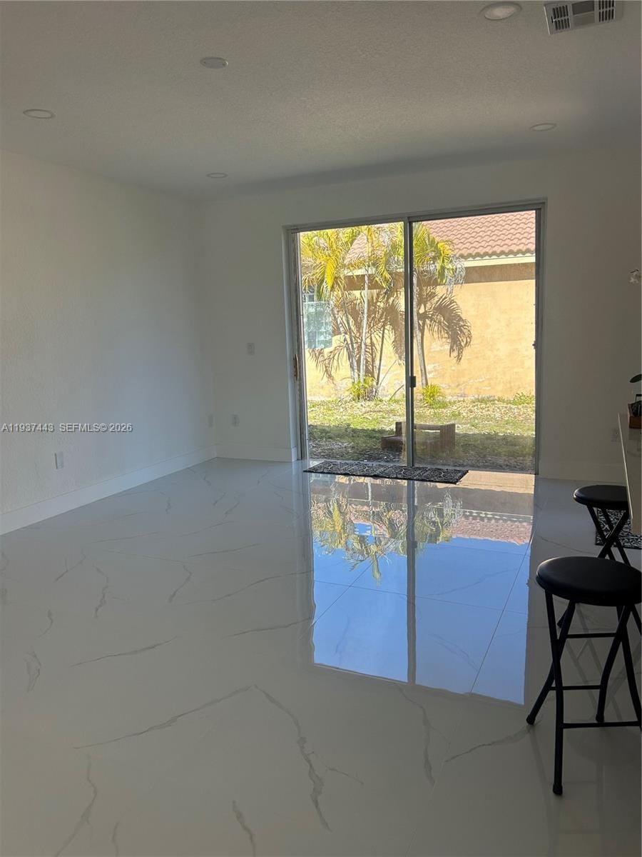 7729 NW 194th Terrace, Hialeah, FL 33015 photo 10