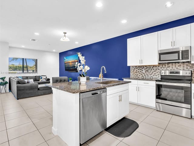 2182 NW 6th Street, sold in River Gardens, Fort Lauderdale, FL
