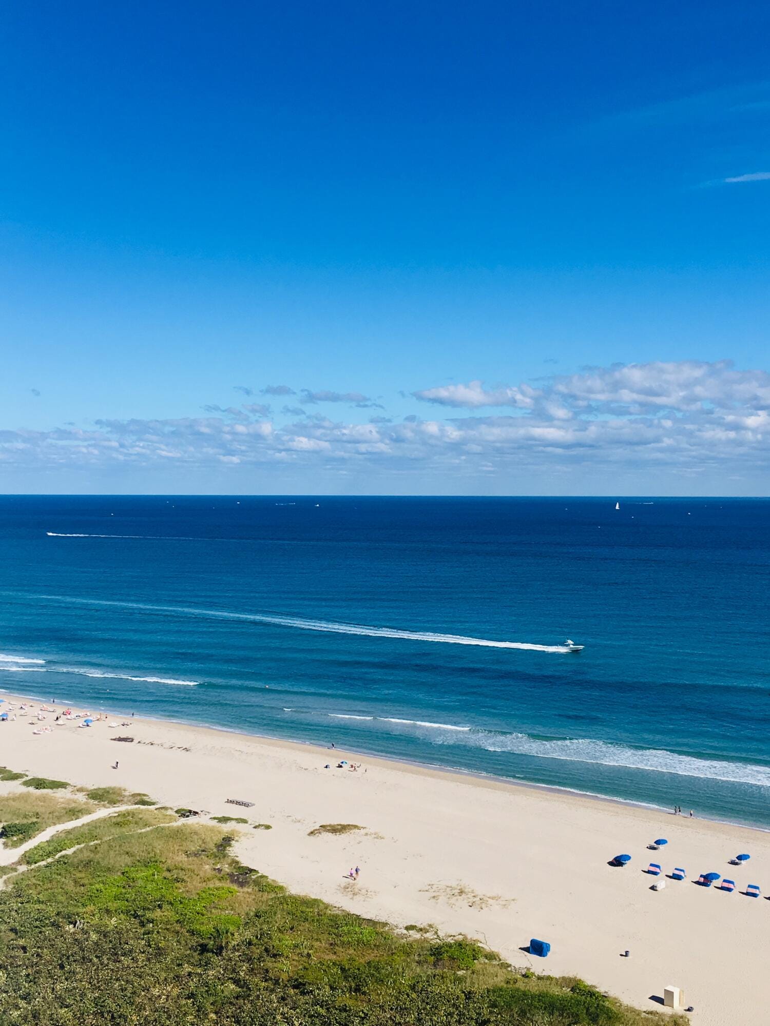 2800 N Ocean Drive B-23c — photo 2
