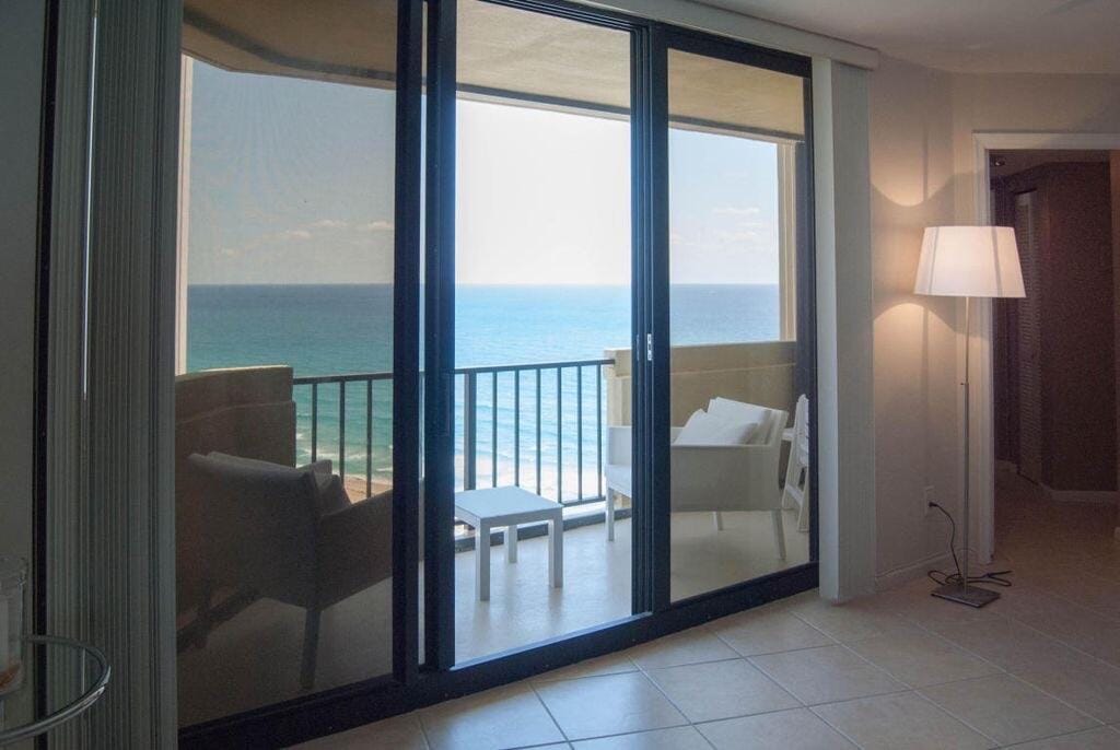2800 N Ocean Drive B-23c — photo 8