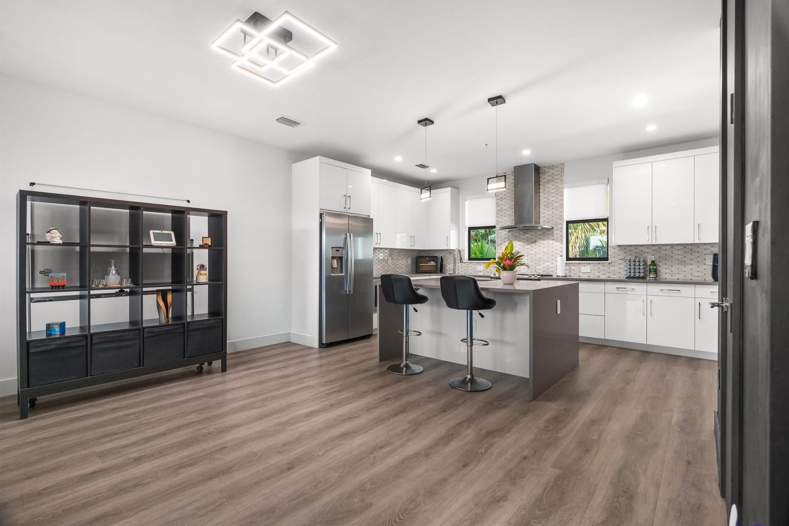 553 NE 21 553 — photo 12
